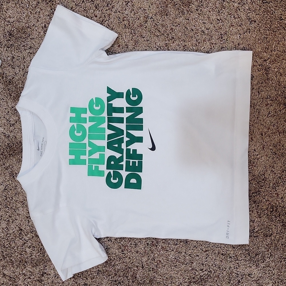 The Nike Tee High Flying Gravity Defying Size 7 NWOT